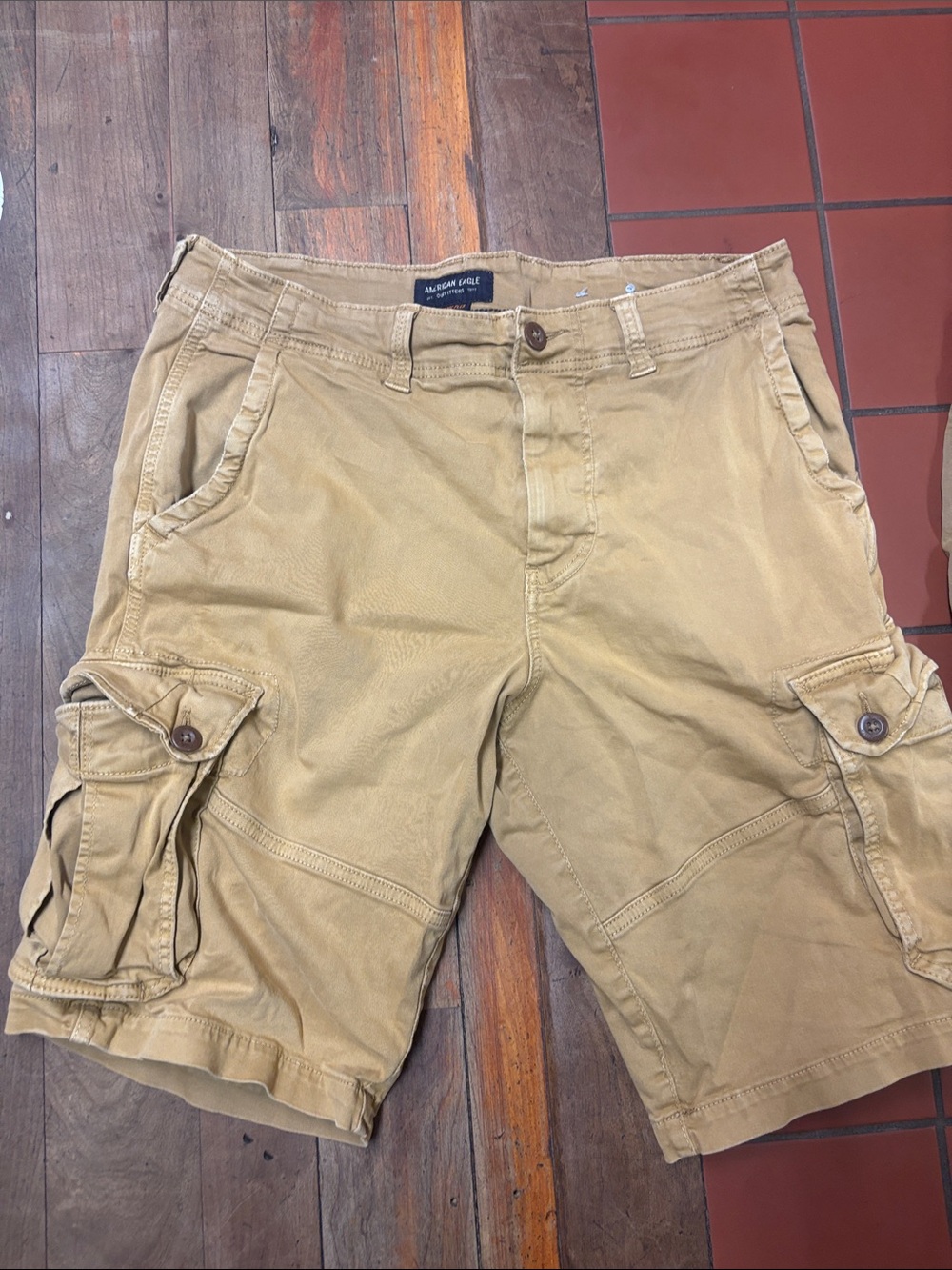 American Eagle Outfitters Khaki Cargo Shorts
